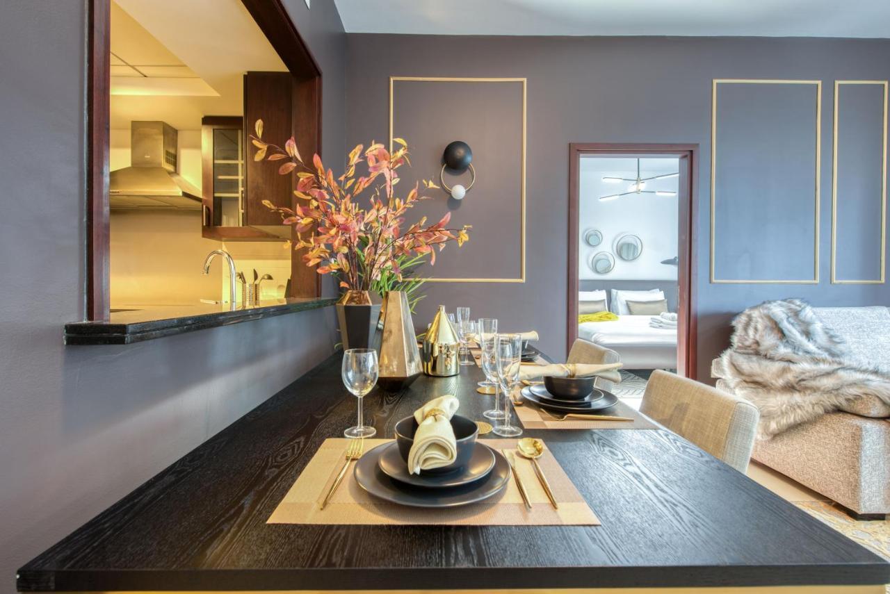 Maison Privee - Radiant Urban Retreat With Iconic Burj Khalifa Vws Дубай Экстерьер фото